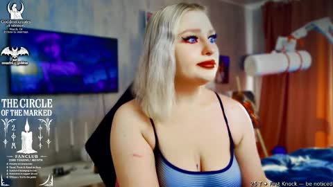 Snapshot of wounded_goddess chatting on 29, 3, 2026 Goddess Sophy online show from 29, 3, 2026