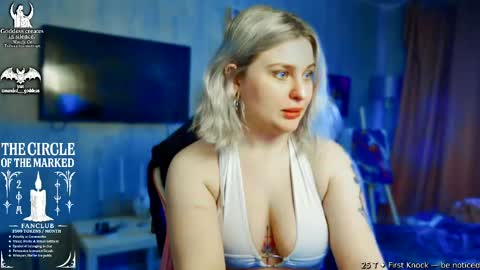 Snapshot of wounded_goddess chatting on 1, 4, 2026 Goddess Sophy online show from 1, 4, 2026