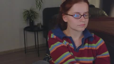 Snapshot of wow_luvng chatting on 7, 11, 2025 Rebecy online show from 7, 11, 2025