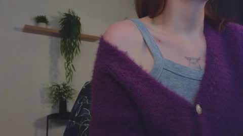 Snapshot of wow_luvng chatting on 12, 11, 2025 Rebecy online show from 12, 11, 2025