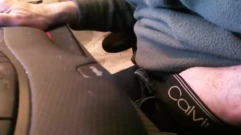 wrangleat0r online show from 10, 2, 2025