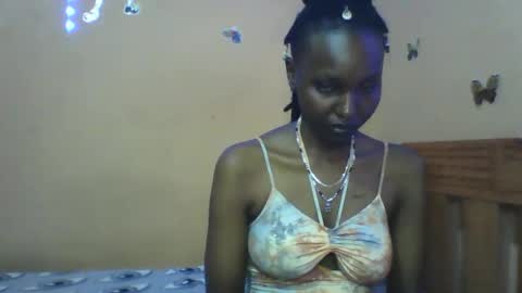 Snapshot of wren_7 chatting on 18, 11, 2025 wren 7 online show from 18, 11, 2025