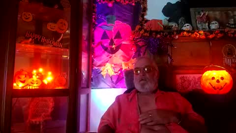 Snapshot of wscooter1 chatting on 27, 10, 2025 SCOOTER online show from 27, 10, 2025