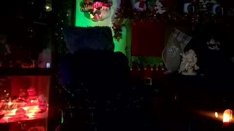 Snapshot of wscooter1 chatting on 24, 11, 2025 SCOOTER online show from 24, 11, 2025