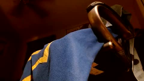 Snapshot of wvuguy1986 chatting on 14, 12, 2025 wvuguy1986 online show from 14, 12, 2025