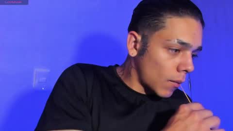 wyatt_smith71 online show from 18, 4, 2026