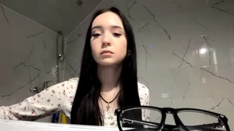 Kate  online show from 7, 4, 2026