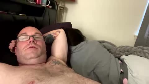 x2pleasurex2fun online show from 28, 4, 2026