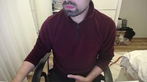 Snapshot of x_____0_____x chatting on 19, 10, 2025 Mr. Lonely online show from 19, 10, 2025