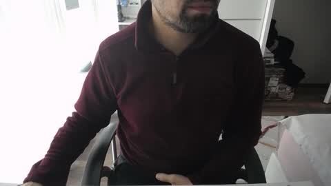 Snapshot of x_____0_____x chatting on 21, 10, 2025 Mr. Lonely online show from 21, 10, 2025