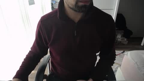 Snapshot of x_____0_____x chatting on 22, 10, 2025 Mr. Lonely online show from 22, 10, 2025