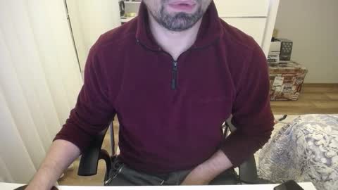 Snapshot of x_____0_____x chatting on 16, 11, 2025 Mr. Lonely online show from 16, 11, 2025