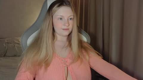 Snapshot of x__ivy_x chatting on 28, 4, 2026 eva online show from 28, 4, 2026