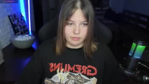 LOVE NERDS ONLY online show from 15, 9, 2025