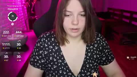Snapshot of x_nirvana_x chatting on 24, 6, 2026 LOVE NERDS ONLY online show from 24, 6, 2026