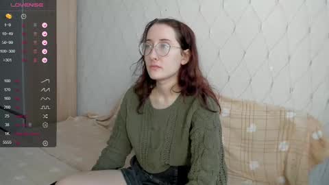 Snapshot of x_purr_agatha_x chatting on 5, 3, 2025 Agatha online show from 5, 3, 2025
