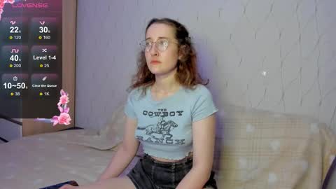 Snapshot of x_purr_agatha_x chatting on 22, 9, 2025 Agatha online show from 22, 9, 2025