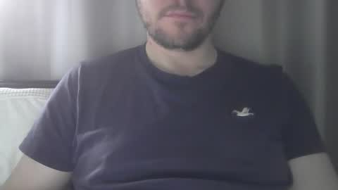 Snapshot of x_yes chatting on 5, 11, 2025 x_yes online show from 5, 11, 2025