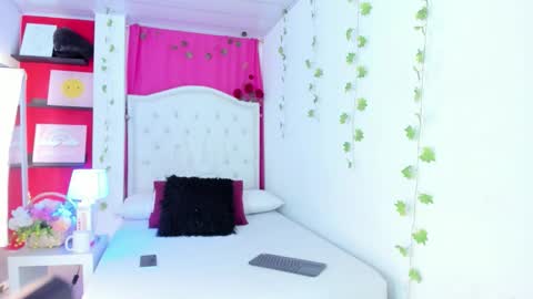 Snapshot of xaandergrey chatting on 17, 12, 2025 xaanderGrey online show from 17, 12, 2025