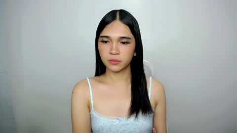 xairah_doux online show from 28, 4, 2026