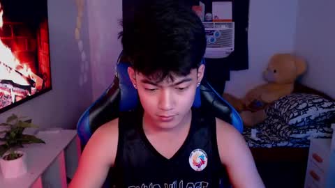 Prince Aldrian  online show from 19, 2, 2025