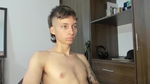 Snapshot of xamyu chatting on 29, 10, 2025 Xam online show from 29, 10, 2025