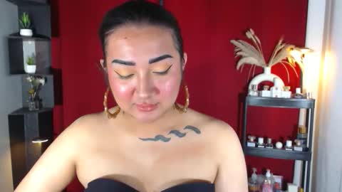 Snapshot of xasianempressx chatting on 13, 10, 2025 Nira NOT INTO CHEAP GUYS online show from 13, 10, 2025