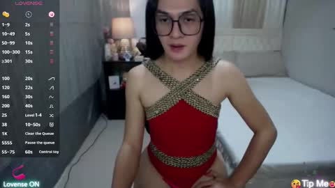 xasiantrnaslover online show from 6, 11, 2025