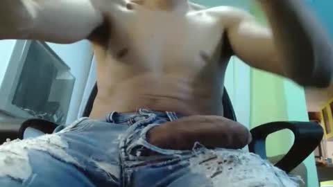 Snapshot of xavicock24 chatting on 5, 3, 2025 xavicock24 online show from 5, 3, 2025