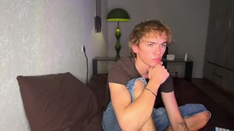 Snapshot of xavier_200 chatting on 8, 5, 2026 Xavier PVT open online show from 8, 5, 2026