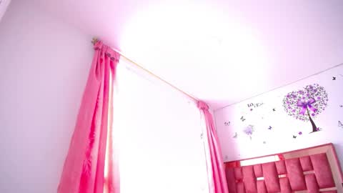 xayu online show from 20, 2, 2025