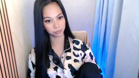 Blaire online show from 10, 4, 2026