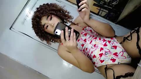 Snapshot of xchinita_kyanggx chatting on 28, 1, 2025 kianna online show from 28, 1, 2025
