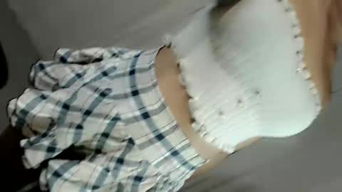 Snapshot of xchinita_kyanggx chatting on 12, 10, 2025 kianna online show from 12, 10, 2025