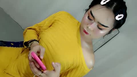 Snapshot of xchinita_kyanggx chatting on 29, 10, 2025 kianna online show from 29, 10, 2025