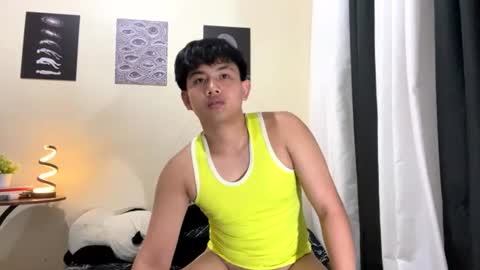 Snapshot of xcigbatecum chatting on 16, 6, 2026 Charlie online show from 16, 6, 2026