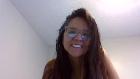 xeniabird online show from 30, 5, 2026