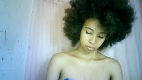 xenna610827 online show from 12, 3, 2025