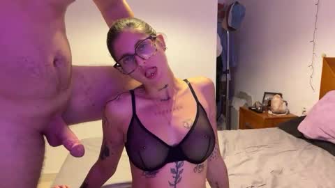 Snapshot of xesfinge chatting on 4, 12, 2024 xesfinge online show from 4, 12, 2024