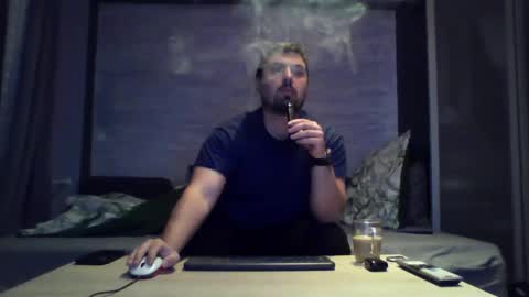 xfikusx44 online show from 19, 11, 2025