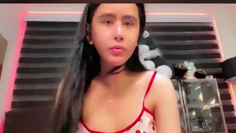 Snapshot of xhotcockcumts chatting on 1, 12, 2025 Barbie ann online show from 1, 12, 2025