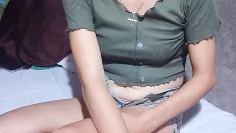 Snapshot of xhotskinny69x chatting on 2, 12, 2025 xhotskinny69x online show from 2, 12, 2025