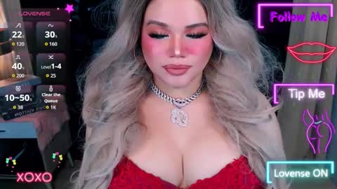 Snapshot of xhugeharleyselfsuckerx chatting on 18, 11, 2025 xHUGECOCKTILLCUMX online show from 18, 11, 2025