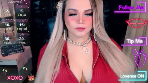 Snapshot of xhugeharleyselfsuckerx chatting on 5, 12, 2025 xHUGECOCKTILLCUMX online show from 5, 12, 2025