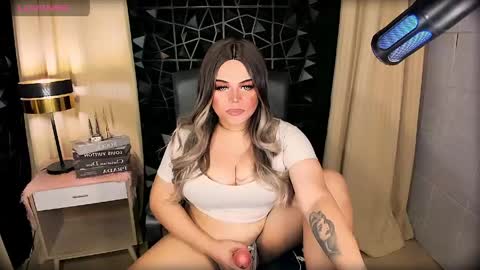 Snapshot of xhugeharleyselfsuckerx chatting on 29, 4, 2026 xHUGECOCKTILLCUMX online show from 29, 4, 2026