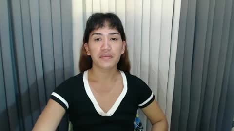 GWEN THOMPSON .......   online show from 14, 12, 2024