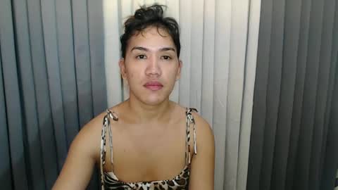 GWEN THOMPSON .......   online show from 17, 12, 2024