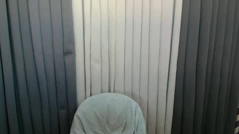 GWEN THOMPSON .......   online show from 24, 12, 2024