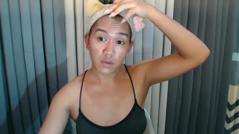 GWEN THOMPSON .......   online show from 23, 1, 2025