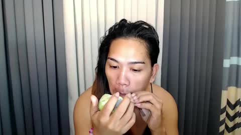 GWEN THOMPSON .......   online show from 8, 2, 2025